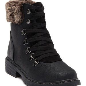 Wanted Nordstrom Denali Boots Faux Fur Lace Up Booties Black Size 8.5 NEW